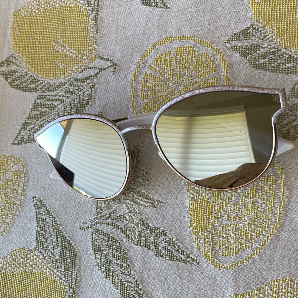 Dior Silver and White Sunglasses - Picture 2 of 10